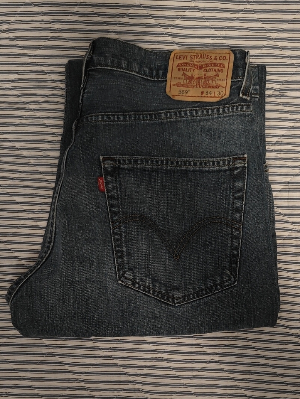 Levi's 569 Men's Indigo Straight Loose Jeans